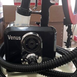 VENUS Black Tanning System with Silver Accents